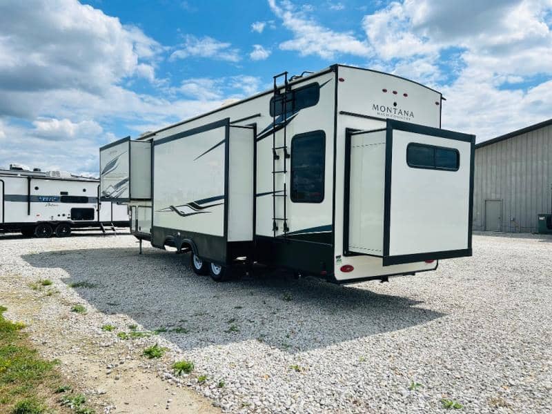 2023 Keystone RV 2023 Keystone RV Montana High Country - thumbnail 6