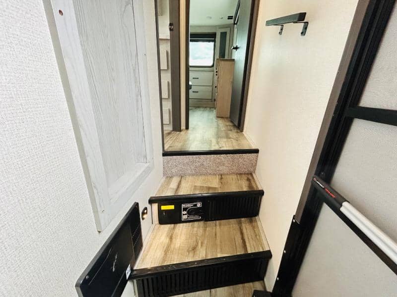 2023 Keystone RV 2023 Keystone RV Montana High Country - thumbnail 20