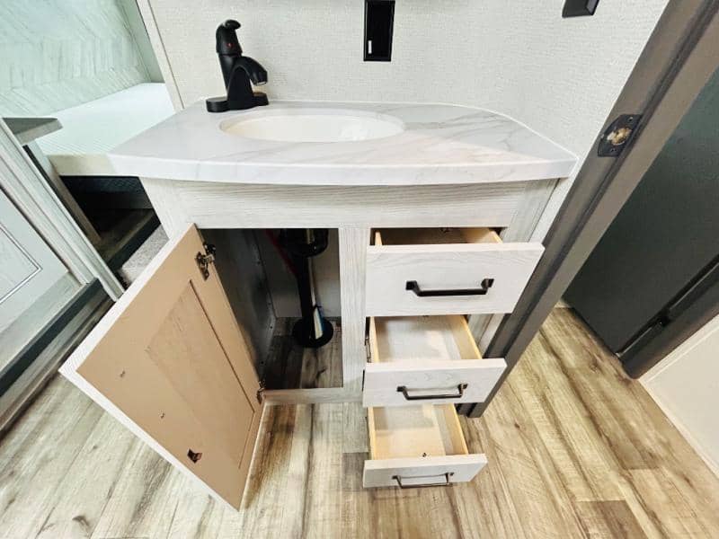 2023 Keystone RV 2023 Keystone RV Montana High Country - thumbnail 24