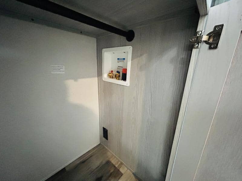 2023 Keystone RV 2023 Keystone RV Montana High Country - thumbnail 27