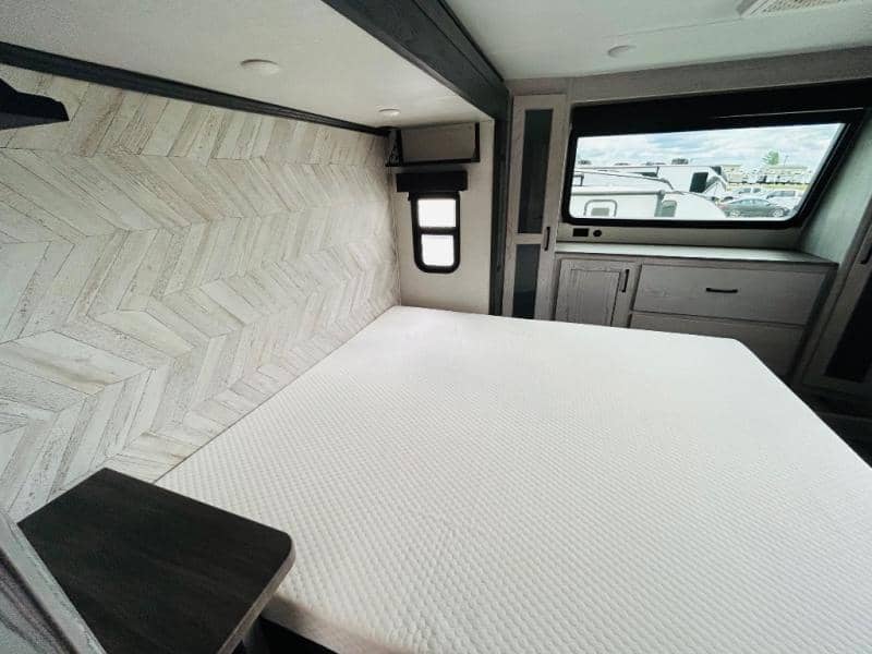 2023 Keystone RV 2023 Keystone RV Montana High Country - thumbnail 35