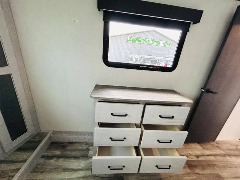 2023 Keystone RV 2023 Keystone RV Montana High Country - thumbnail 41