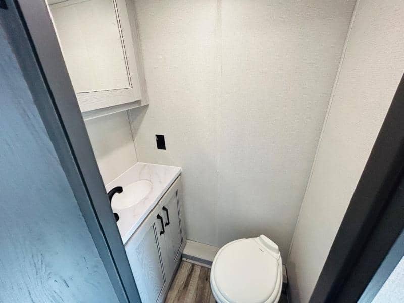 2023 Keystone RV 2023 Keystone RV Montana High Country - thumbnail 61