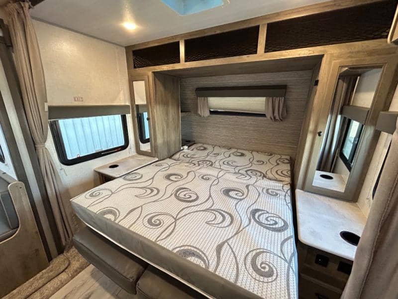 2022 Forest River 2022 Forest River Surveyor Legend - thumbnail 39