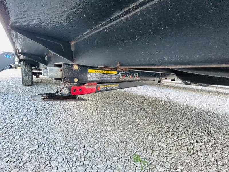 2023 Forest River 2023 Forest River Wildwood FSX - thumbnail 8