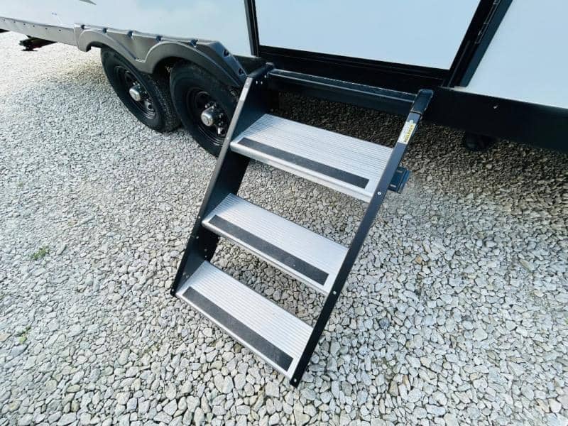 2023 Forest River 2023 Forest River Wildwood FSX - thumbnail 10