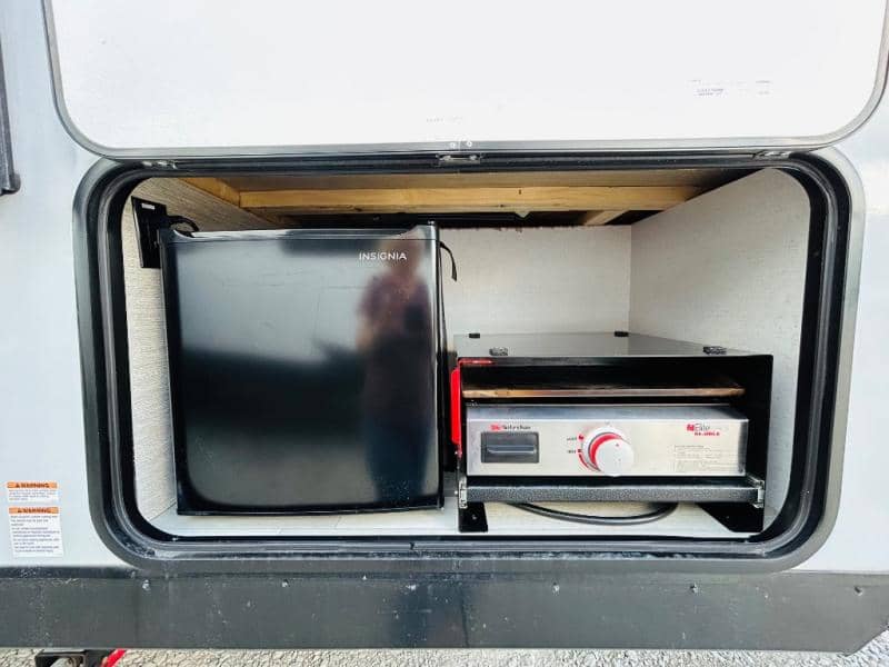 2023 Forest River 2023 Forest River Wildwood FSX - thumbnail 12