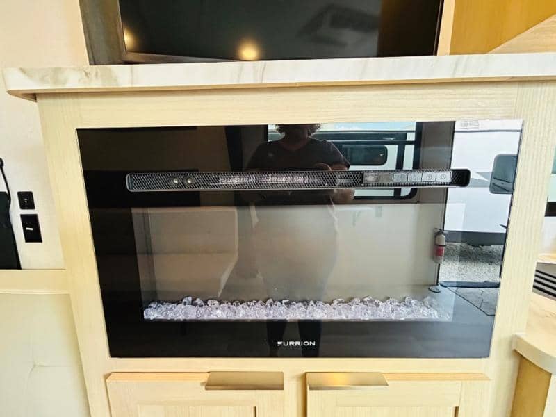 2023 Forest River 2023 Forest River Wildwood FSX - thumbnail 23