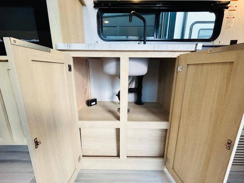 2023 Forest River 2023 Forest River Wildwood FSX - thumbnail 32