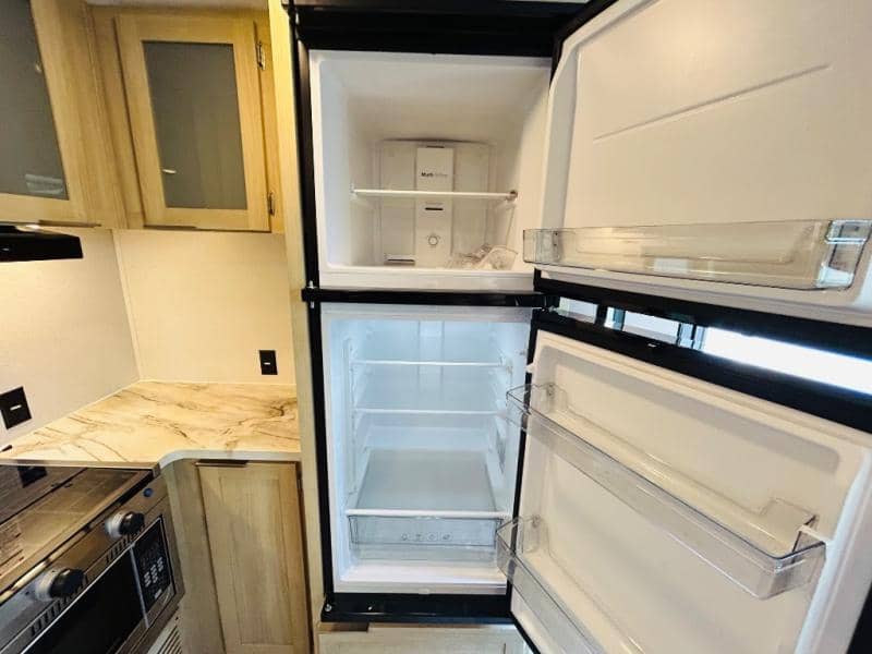 2023 Forest River 2023 Forest River Wildwood FSX - thumbnail 38