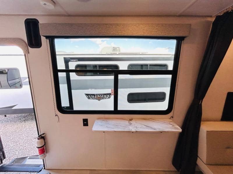 2023 Forest River 2023 Forest River Wildwood FSX - thumbnail 40