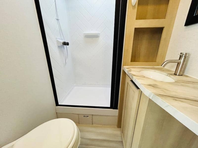 2023 Forest River 2023 Forest River Wildwood FSX - thumbnail 45