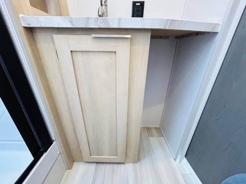 2023 Forest River 2023 Forest River Wildwood FSX - thumbnail 48