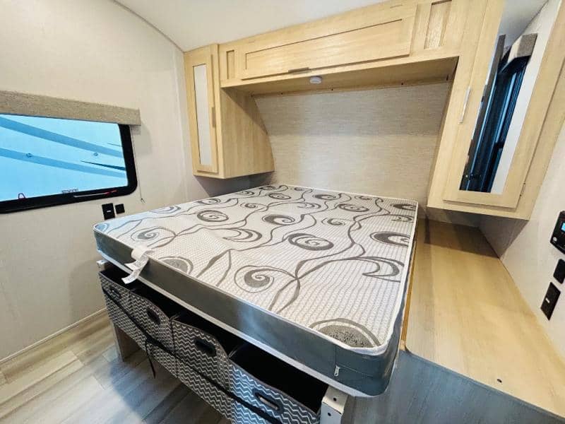 2023 Forest River 2023 Forest River Wildwood FSX - thumbnail 55