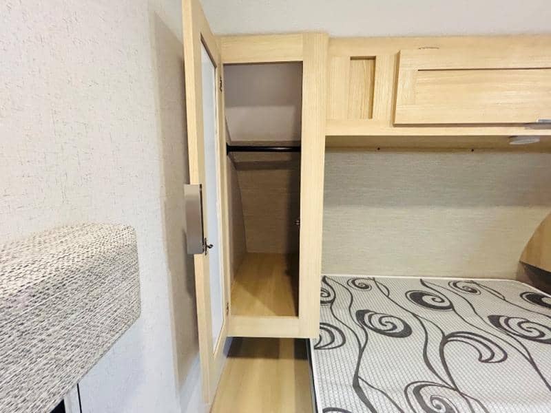 2023 Forest River 2023 Forest River Wildwood FSX - thumbnail 60