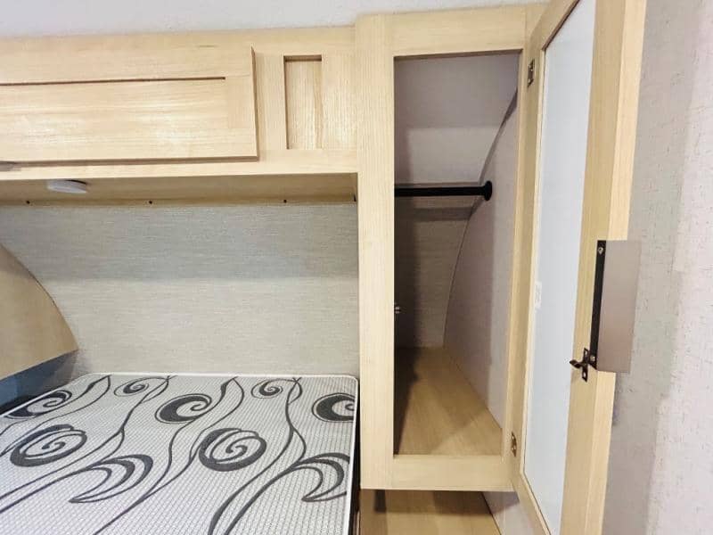 2023 Forest River 2023 Forest River Wildwood FSX - thumbnail 61