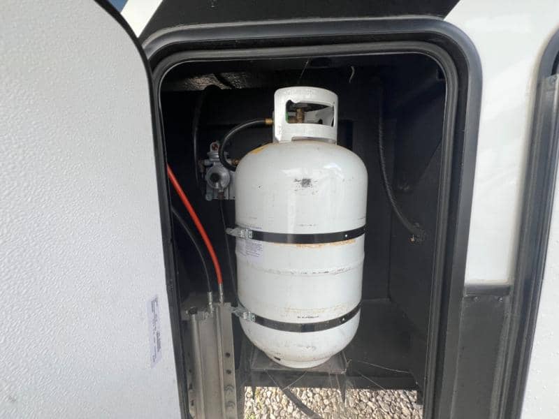 2023 Dutchmen 2023 Dutchmen Voltage - thumbnail 11