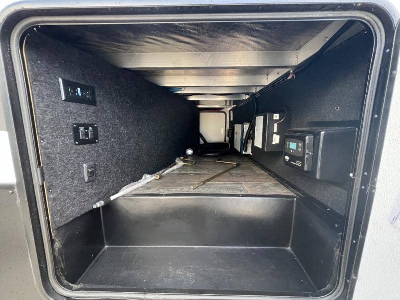 2023 Dutchmen 2023 Dutchmen Voltage - thumbnail 14