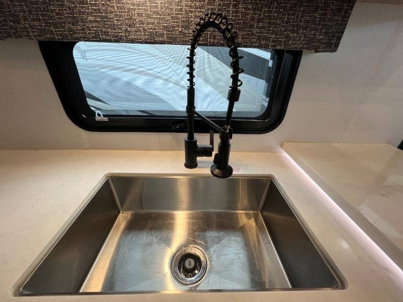 2023 Dutchmen 2023 Dutchmen Voltage - thumbnail 30