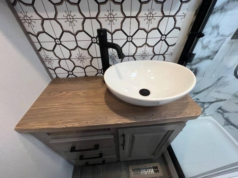 2023 Dutchmen 2023 Dutchmen Voltage - thumbnail 41