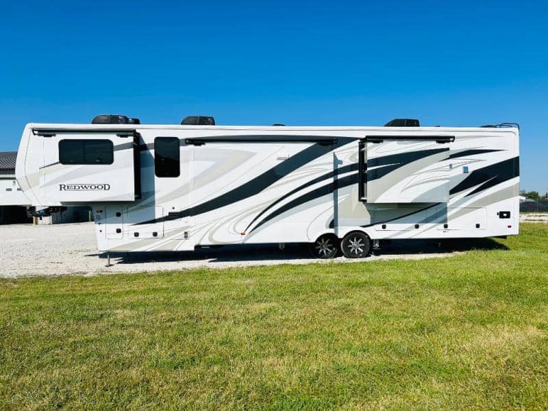 2023 CrossRoads 2023 CrossRoads Redwood - thumbnail 8