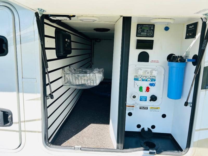 2023 CrossRoads 2023 CrossRoads Redwood - thumbnail 14