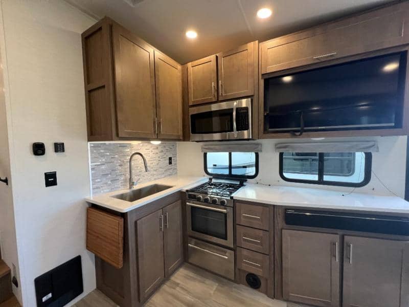 2024 Alliance RV 2024 Alliance RV Avenue - thumbnail 20