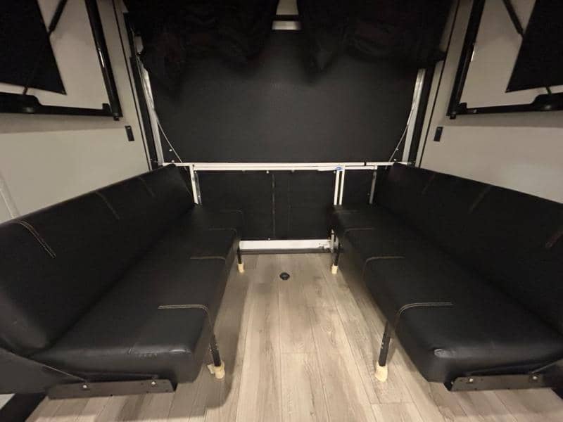 2025 Forest River 2025 Forest River Vengeance Rogue SUT - thumbnail 32