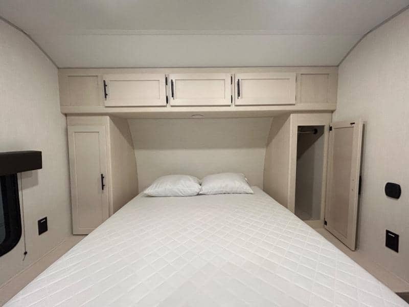 2025 Forest River 2025 Forest River Vengeance Rogue SUT - thumbnail 46