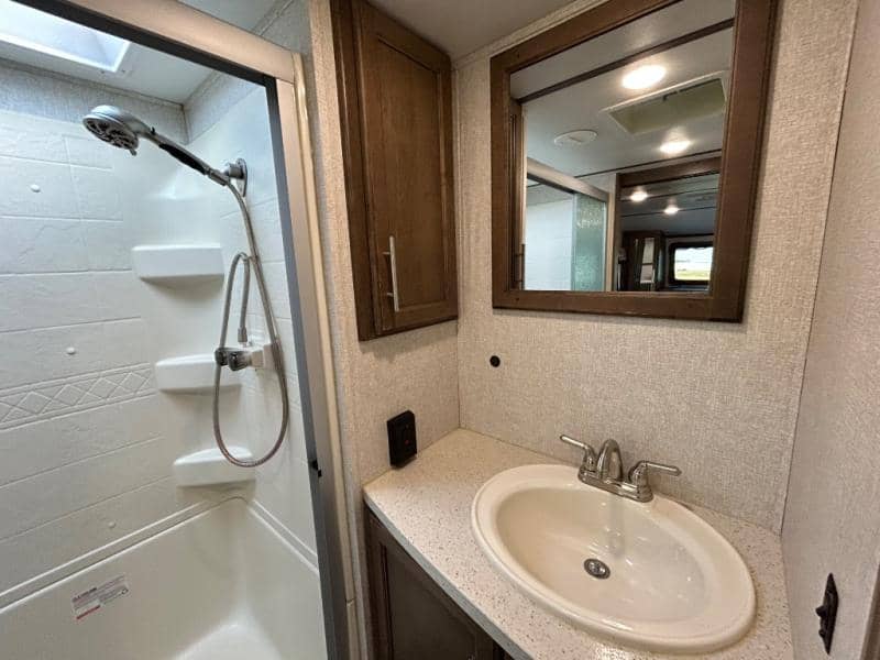 2019 Keystone RV 2019 Keystone RV Cougar - thumbnail 35