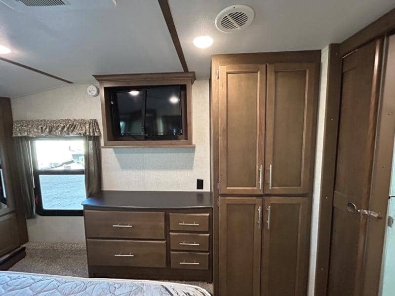 2019 Keystone RV 2019 Keystone RV Cougar - thumbnail 49