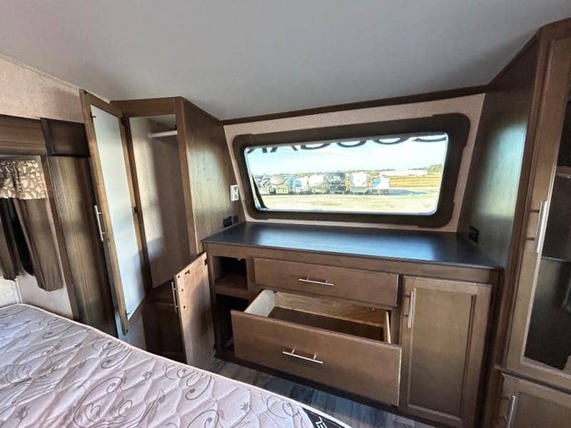 2019 Keystone RV 2019 Keystone RV Cougar - thumbnail 52