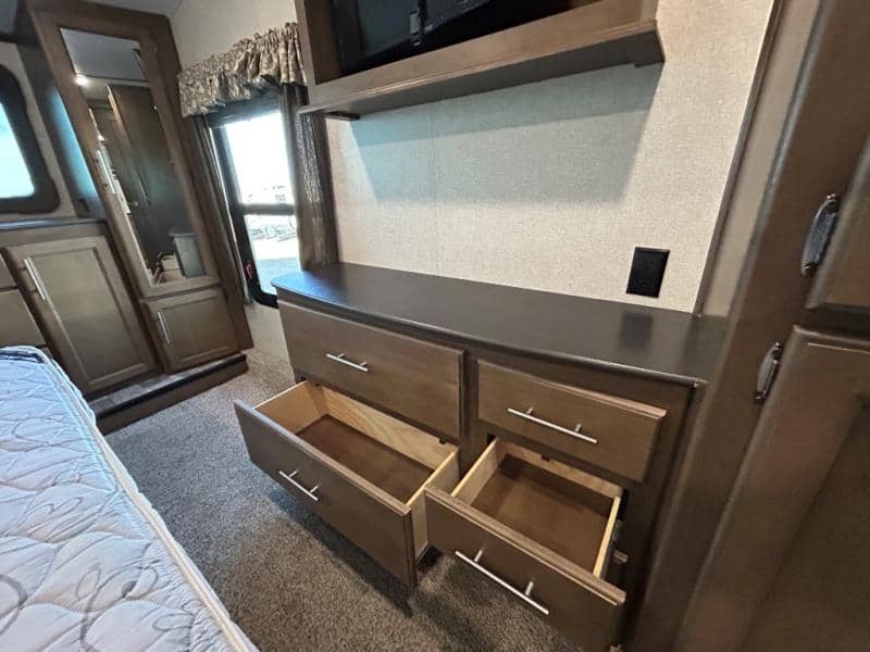 2019 Keystone RV 2019 Keystone RV Cougar - thumbnail 53