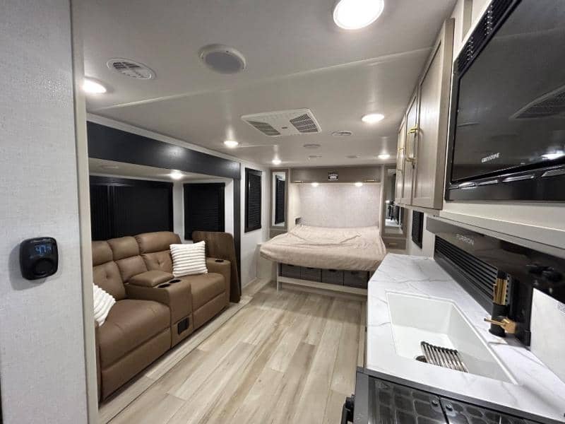 2025 Forest River 2025 Forest River Salem Hemisphere - thumbnail 9