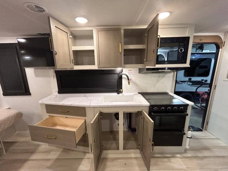 2025 Forest River 2025 Forest River Salem Hemisphere - thumbnail 12