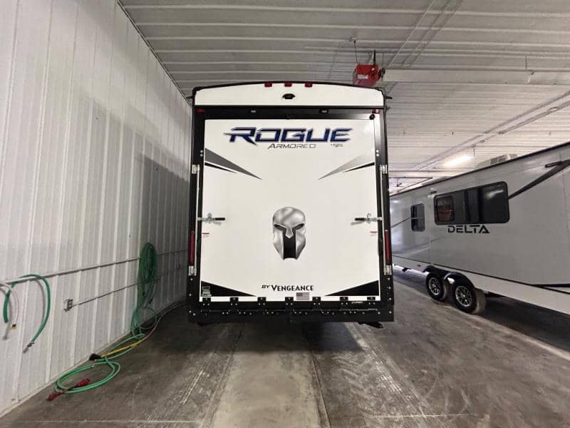 2024 Forest River 2024 Forest River Vengeance Rogue Armored - thumbnail 6