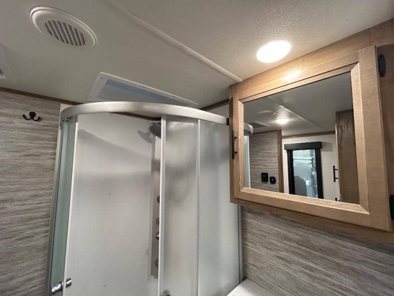 2024 Forest River 2024 Forest River Vengeance Rogue Armored - thumbnail 45