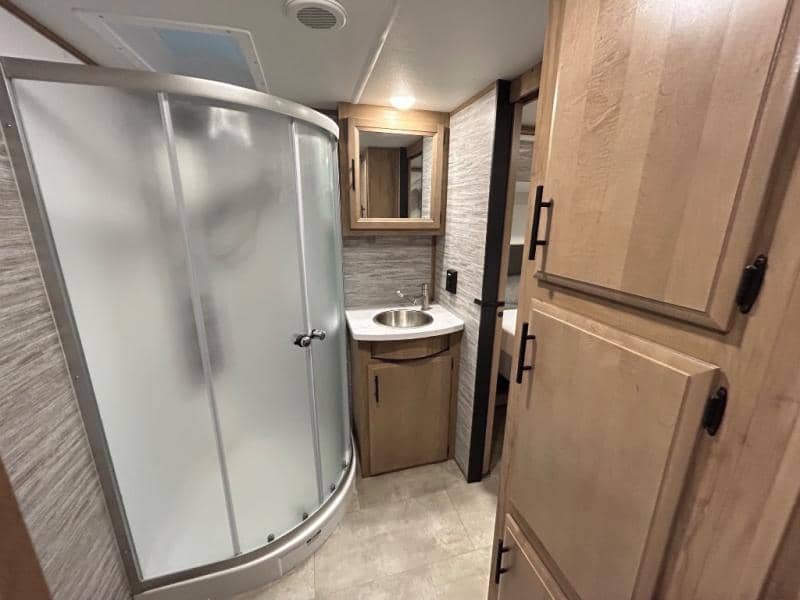 2024 Forest River 2024 Forest River Vengeance Rogue Armored - thumbnail 52