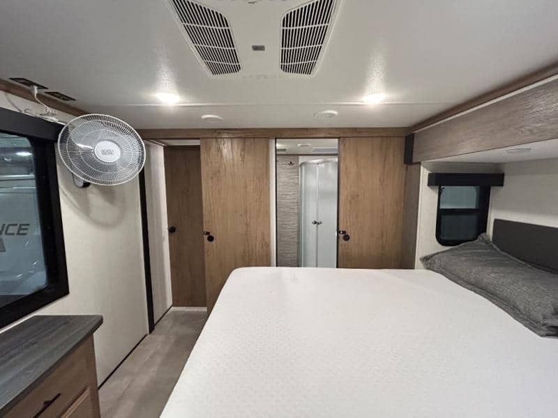 2024 Forest River 2024 Forest River Vengeance Rogue Armored - thumbnail 55