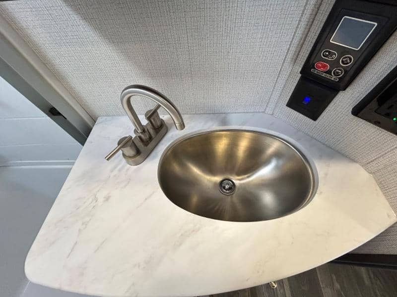 2024 Keystone RV 2024 Keystone RV Cougar - thumbnail 28