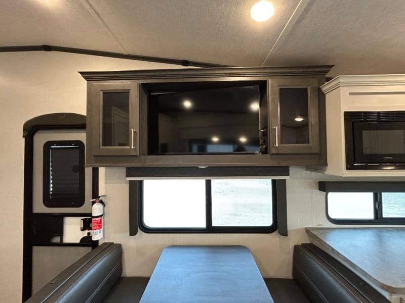 2024 Keystone RV 2024 Keystone RV Cougar - thumbnail 36