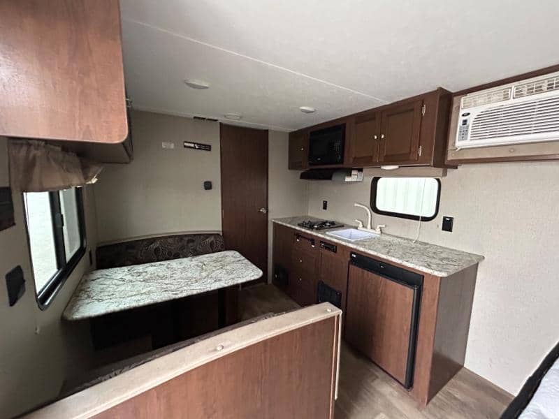 2018 Keystone RV 2018 Keystone RV KZ RV Hideout - thumbnail 9