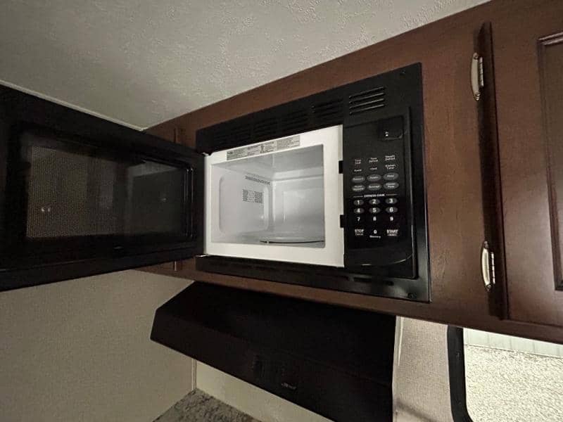 2018 Keystone RV 2018 Keystone RV KZ RV Hideout - thumbnail 11