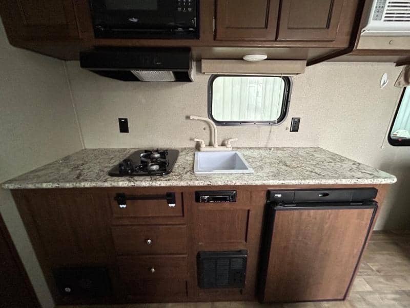 2018 Keystone RV 2018 Keystone RV KZ RV Hideout - thumbnail 13
