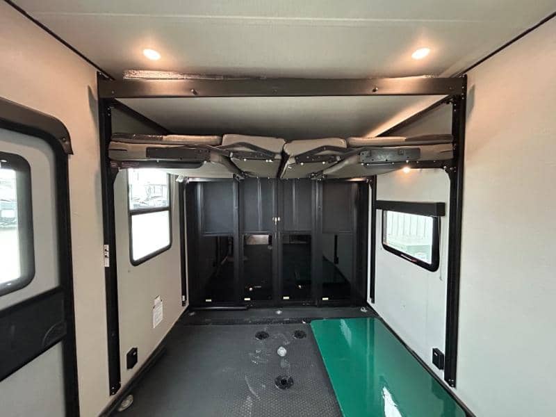 2022 Grand Design 2022 Grand Design Momentum G-Class - thumbnail 34