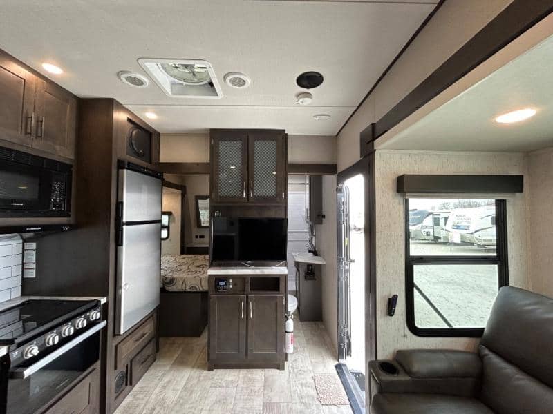 2022 Grand Design 2022 Grand Design Momentum G-Class - thumbnail 41