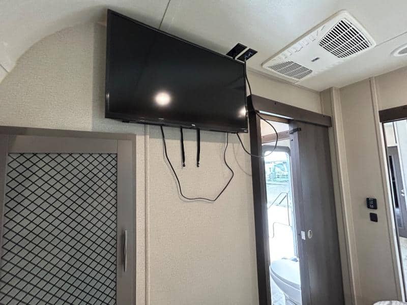 2022 Grand Design 2022 Grand Design Momentum G-Class - thumbnail 55