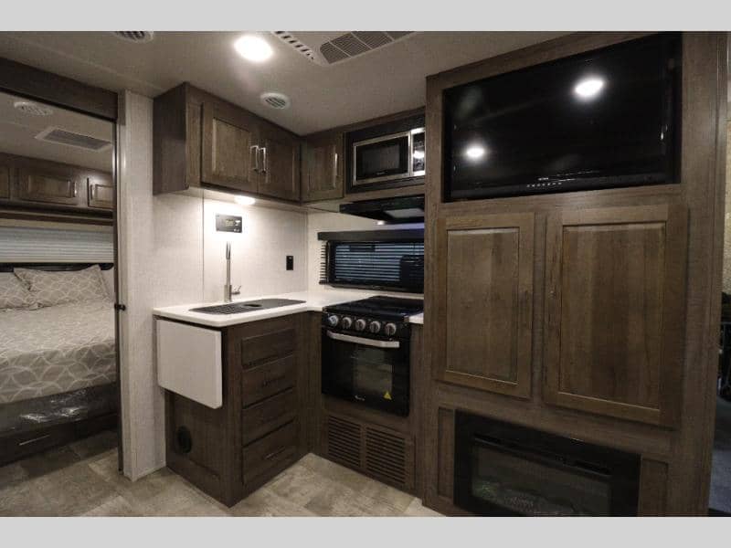 2023 Forest River 2023 Forest River Rockwood Mini Lite - thumbnail 18