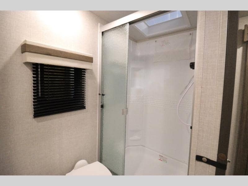 2023 Forest River 2023 Forest River Rockwood Mini Lite - thumbnail 32