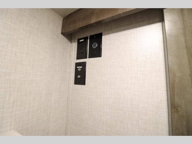 2023 Forest River 2023 Forest River Rockwood Mini Lite - thumbnail 41